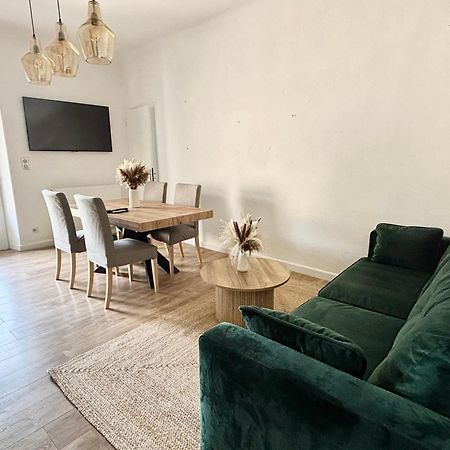 Appartement Eygalieres Avec Petit Jardin ภายนอก รูปภาพ