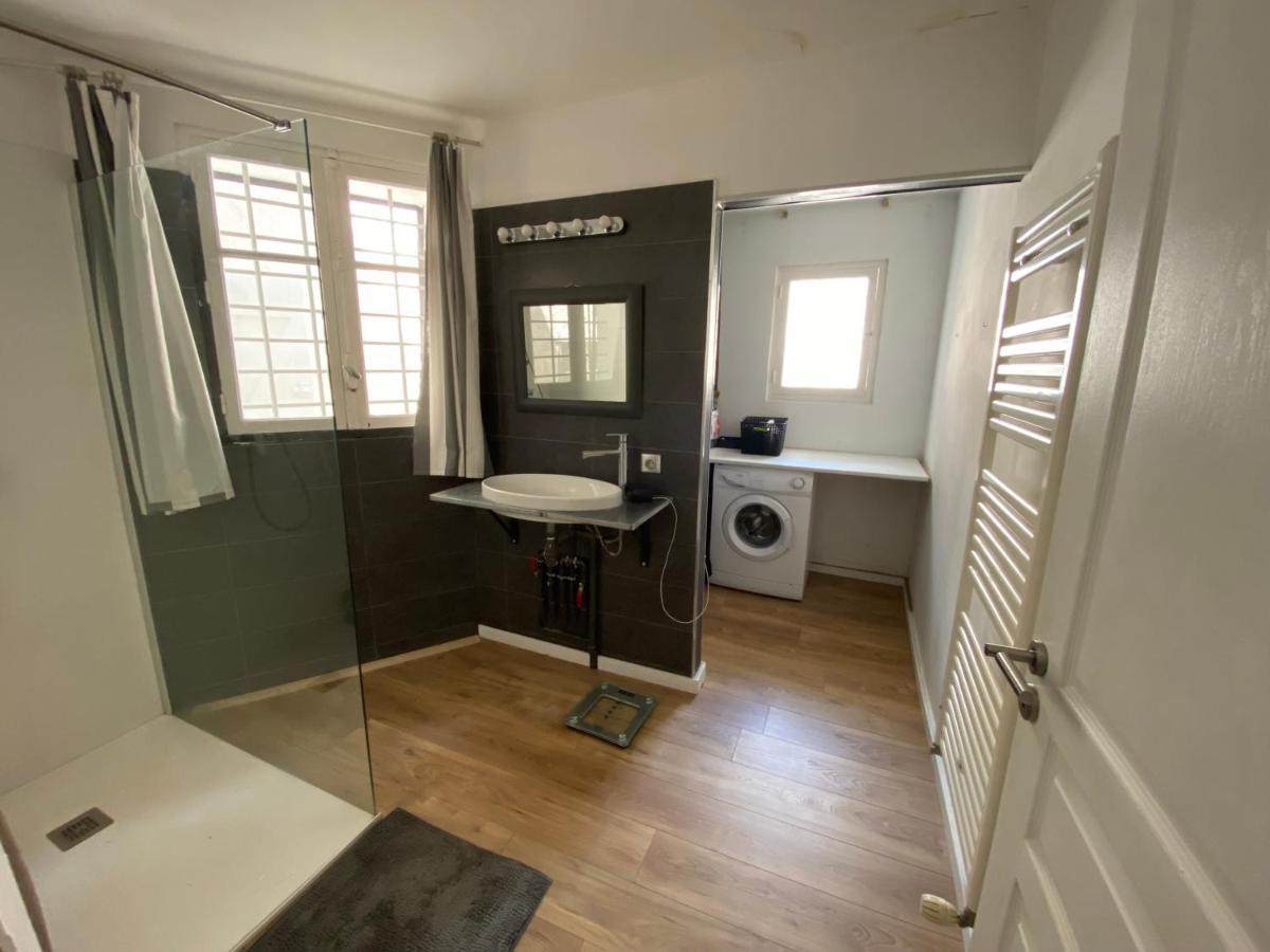 Appartement Eygalieres Avec Petit Jardin ภายนอก รูปภาพ